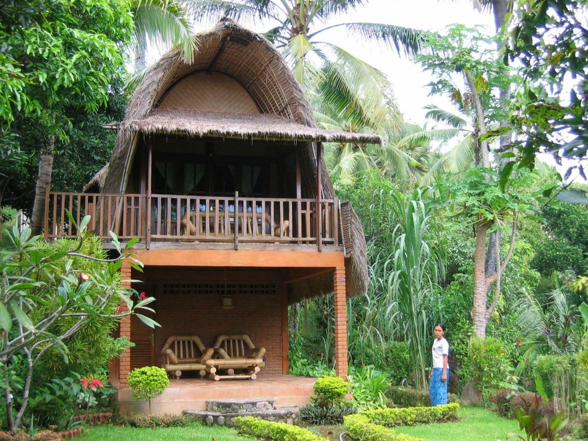 Gaia-Oasis Mountain Abasan Hotel Tejakula Exterior photo