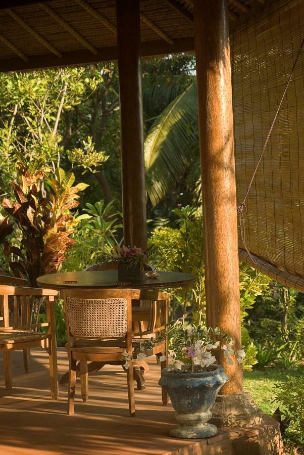 Gaia-Oasis Mountain Abasan Hotel Tejakula Exterior photo